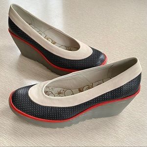 FLY LONDON Perforated Black Wedge, w/Cream & Red